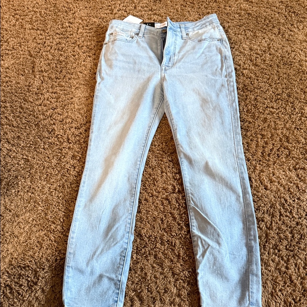 NWT Calvin Klein Jeans Light Wash Skinny